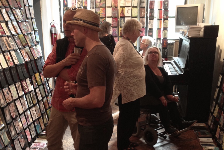 Worldwide Artmoney at Manhattan © KirstenKKester.com | Kirsten K. Kester